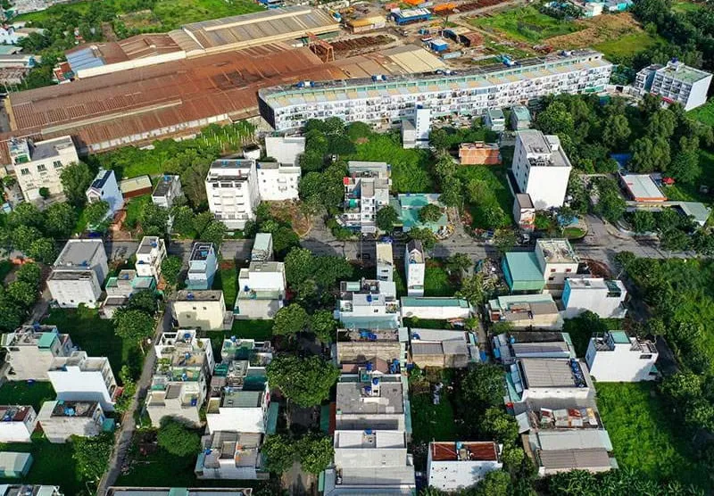 Đất ở lâu năm và đại đô thị cùng tồn tại tại Hóc Môn