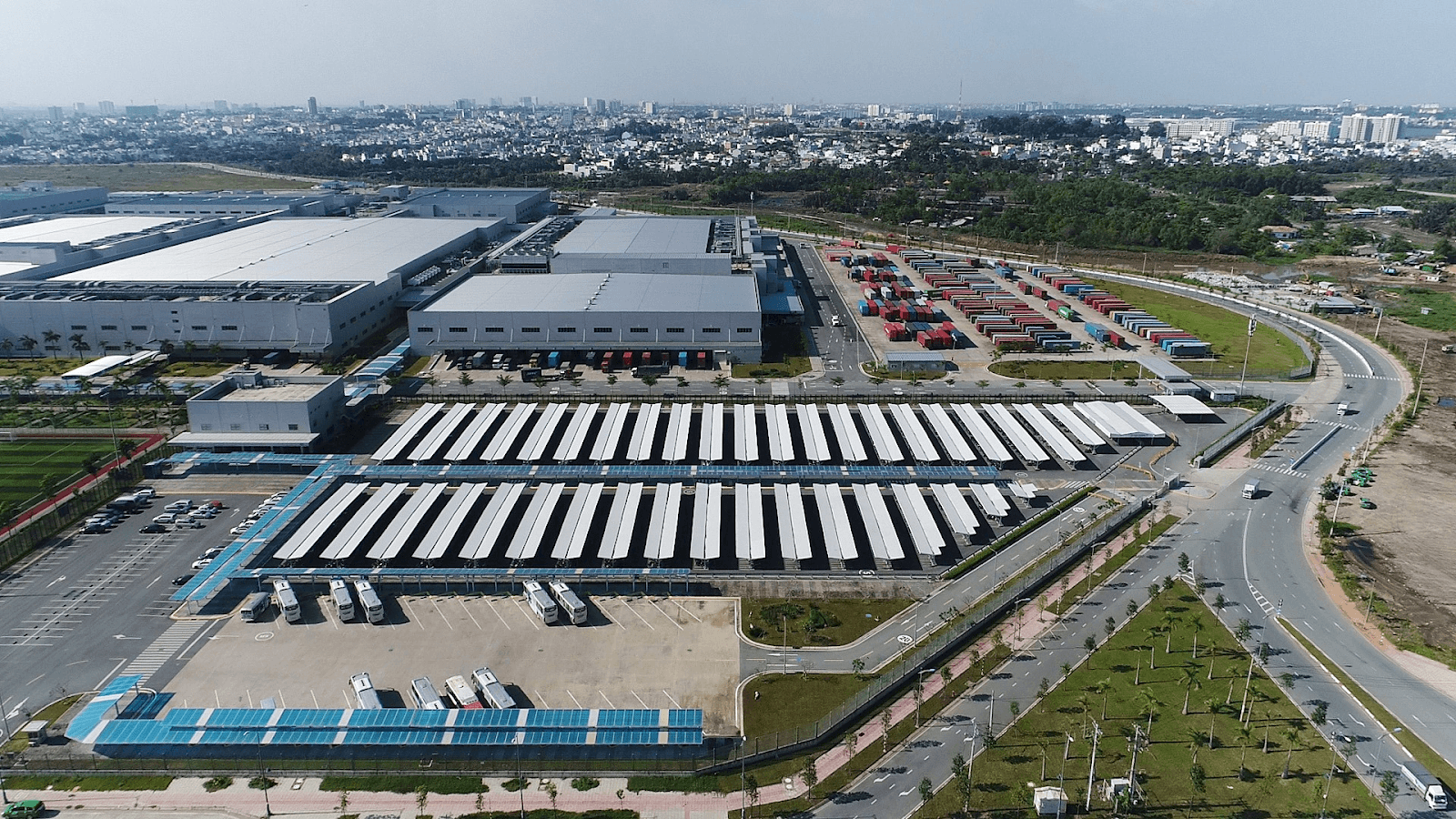 Hạ tầng phát triển, giá trị gia tăng, các KCN cũng dần dịch chuyển về phía Tây Bắc